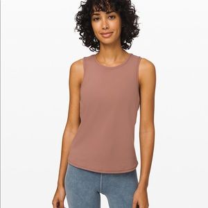 Lululemon deep stretch Nulu tank